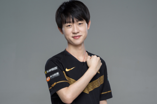 球队必须在 球队必须在